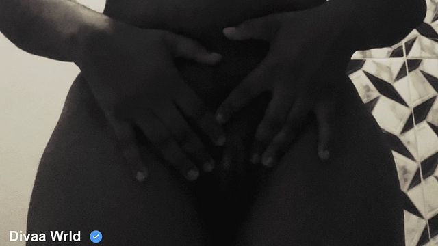 Exposing My Curvy Pussy in a Public Bathroom Right Before a Shower
